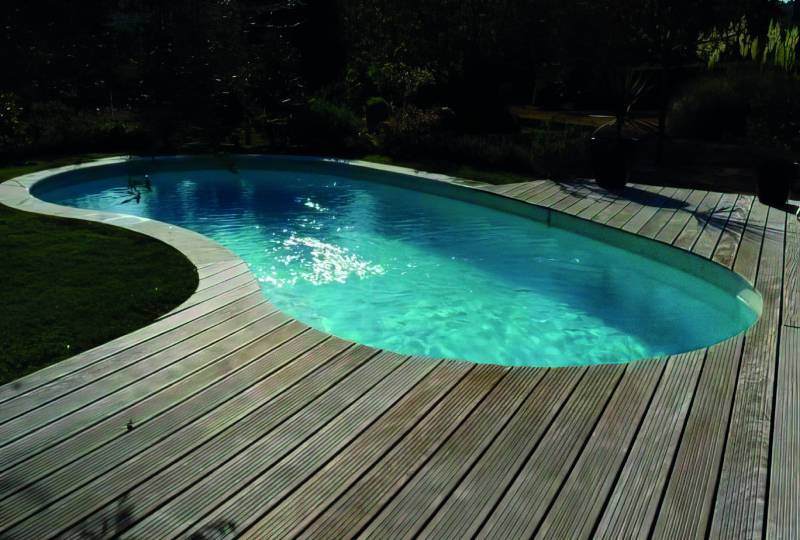 Piscine OVALIA PPP installée par Générale Piscines dans le Vaucluse