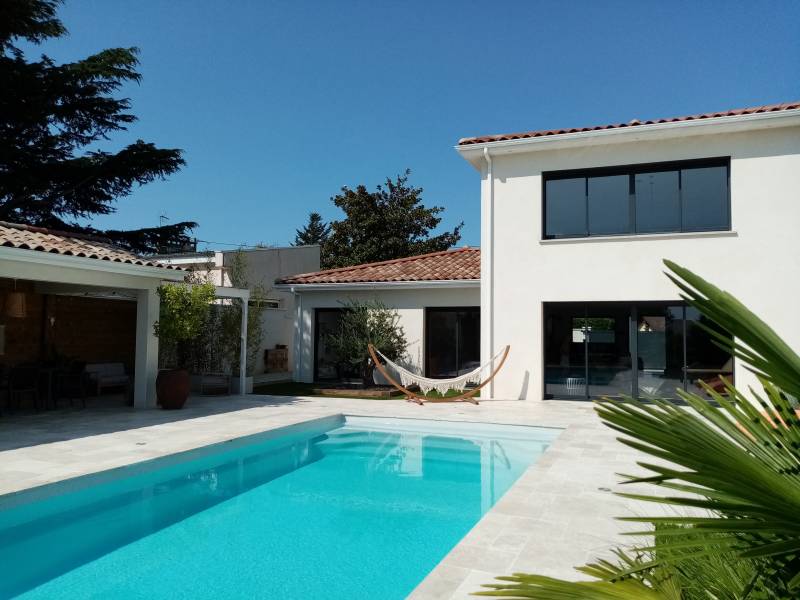 Escalier large piscine EVASION revendeur exclusif PPP Vaucluse