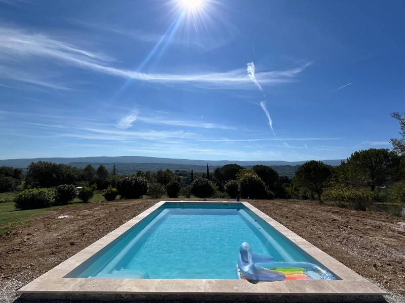 PISCINE COQUE 8X4m pas cher dans le vaucluse par generale piscine Gargas